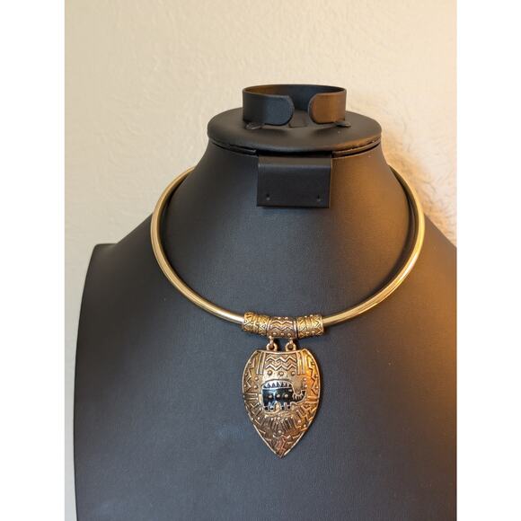 Gold Tone Indian Elephant Torque Pendant Collar Necklace - Picture 4 of 5